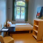 Albgut Gmbh - Uebernachten Im Kulturdenkmal Altes Lager In Der Ehemaligen Offiziersunterkunft So1 * Münsingen